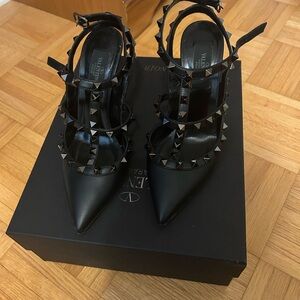 VALENTINO ROCKSTUD HEELS